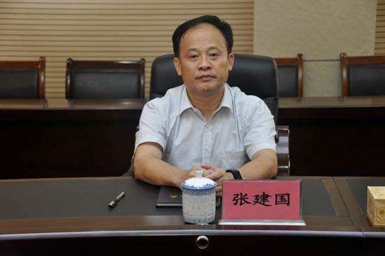 張建國簡歷：柳州市人大副主任張建國，曾任柳州市委常委、政法委書記、副市長