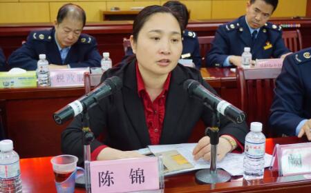 陳錦被查被抓，陳錦簡歷：玉林供銷社副主任陳錦，曾任陸川縣委常委、常務(wù)副縣長