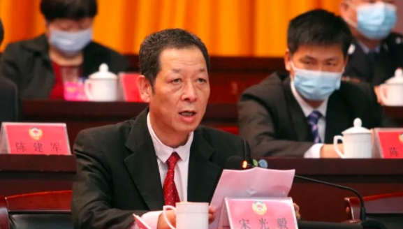宋光毅被查，宋光毅簡歷：欽州靈山政協(xié)主席宋光毅，曾任浦北、靈山縣委常委、宣傳部部長、副縣長