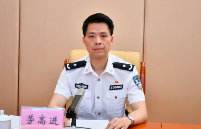勞高進簡歷：梧州市副市長、公安局局長勞高進，曾任廣西公安廳辦公室主任、刑偵總隊政委，東興市公安局局長