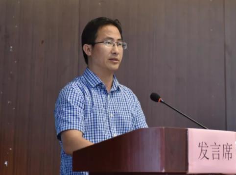 吳國軍簡(jiǎn)歷：河池羅城縣委副書記、縣長吳國軍，曾任河池羅城縣副縣長、政協(xié)副主席